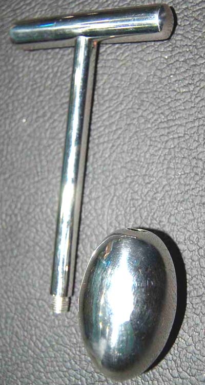 A V P Plug